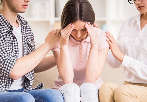 Teen talking with a counsellor